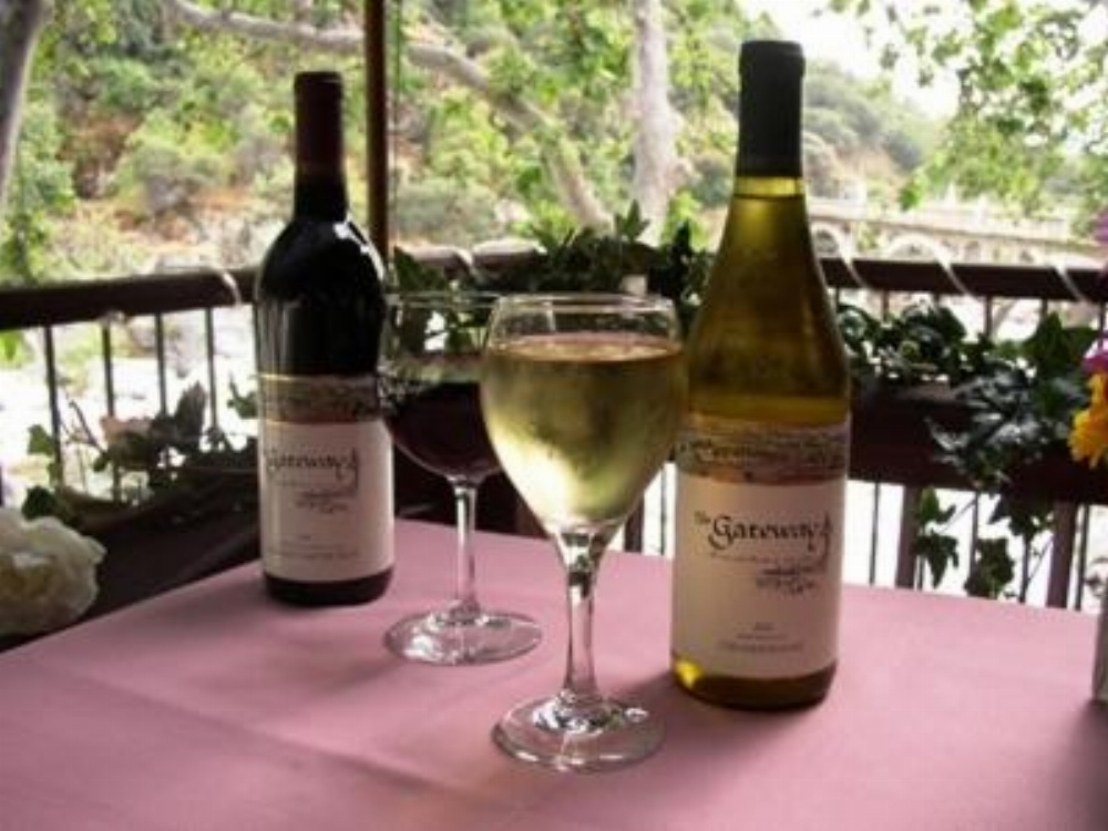 The Gateway Restaurant & Lodge Image 15